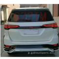 FORTUNER 2021+は、フロントとリアのボディキットが含まれています